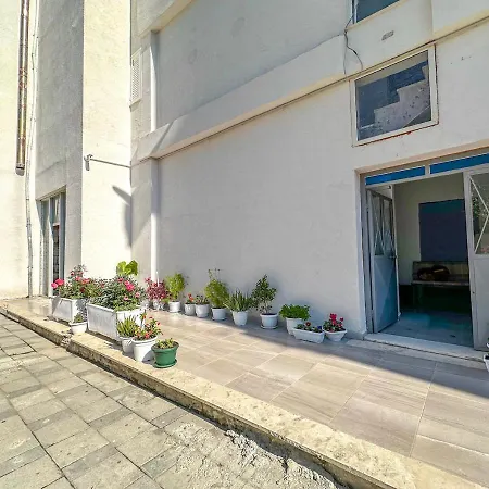 The Comfort Place - 2br, New & Fully Furnished Appartement Durrës