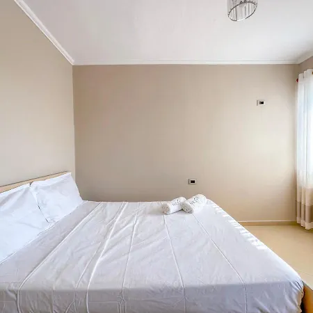 The Comfort Place - 2br, New & Fully Furnished * Durrës